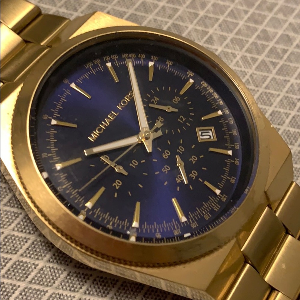 MK watch - Picture 3 of 3